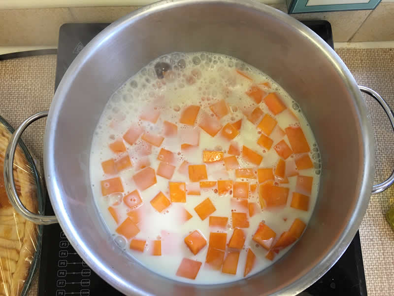Boil the butternut pieces in 15ml oat milk for 20 minutes