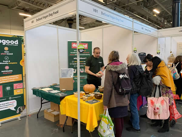 Arielle Griffiths talks at Vegfest